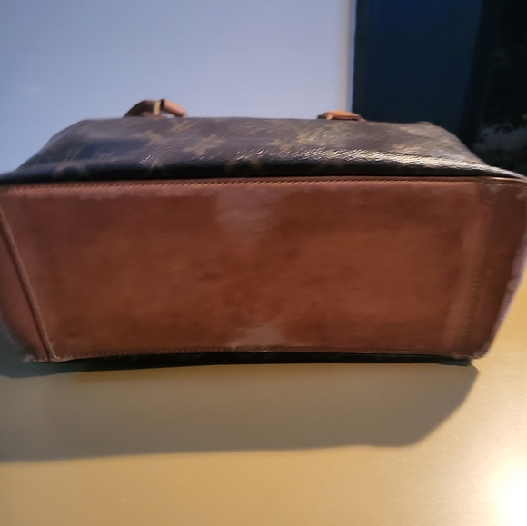 Authentic Vintage Louis Vuitton Tote - Picture 6 of 11